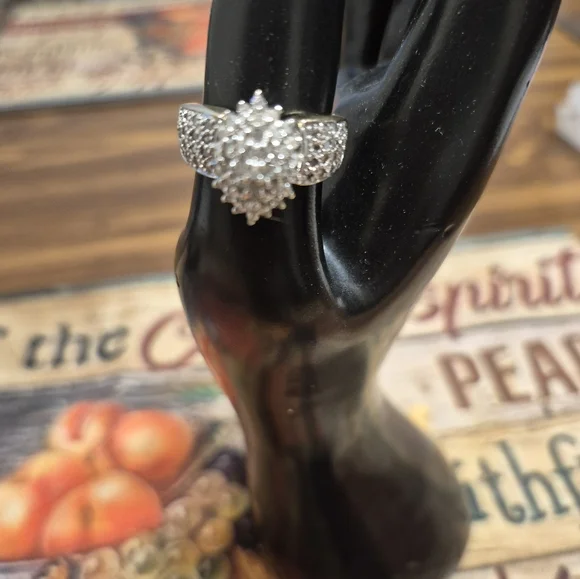 10k gold 1Ct diamond ring - Picture 5 of 6